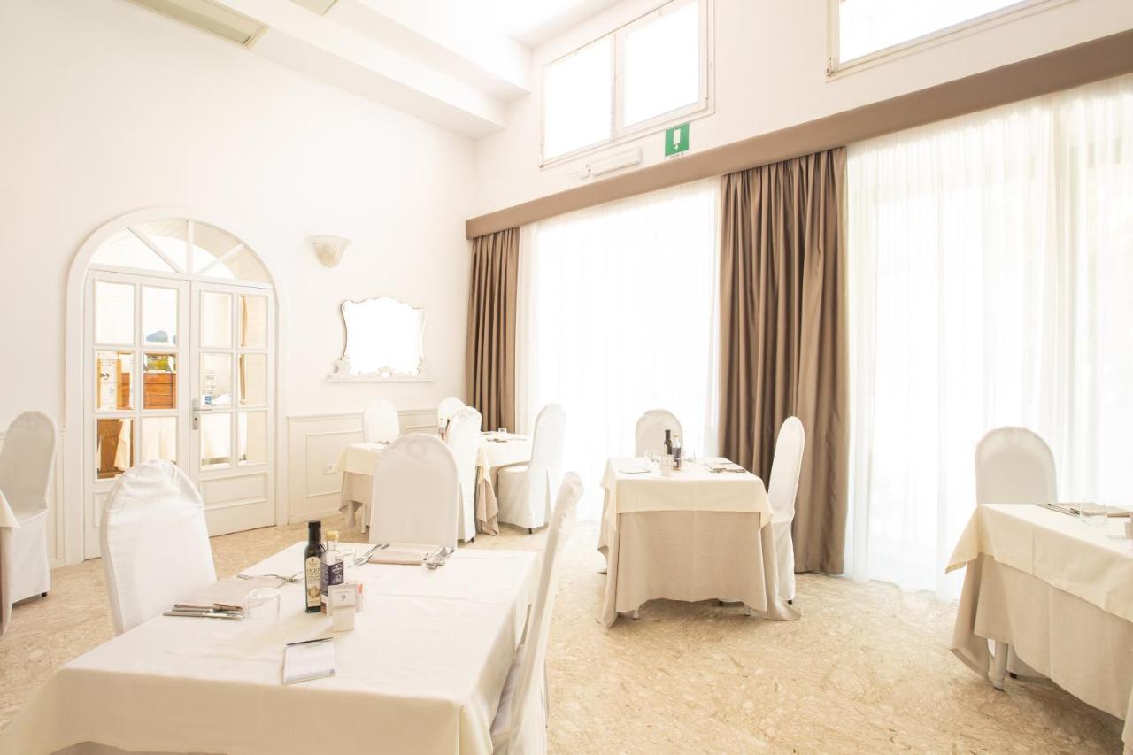 Hotel Falcone Vieste Exterior photo