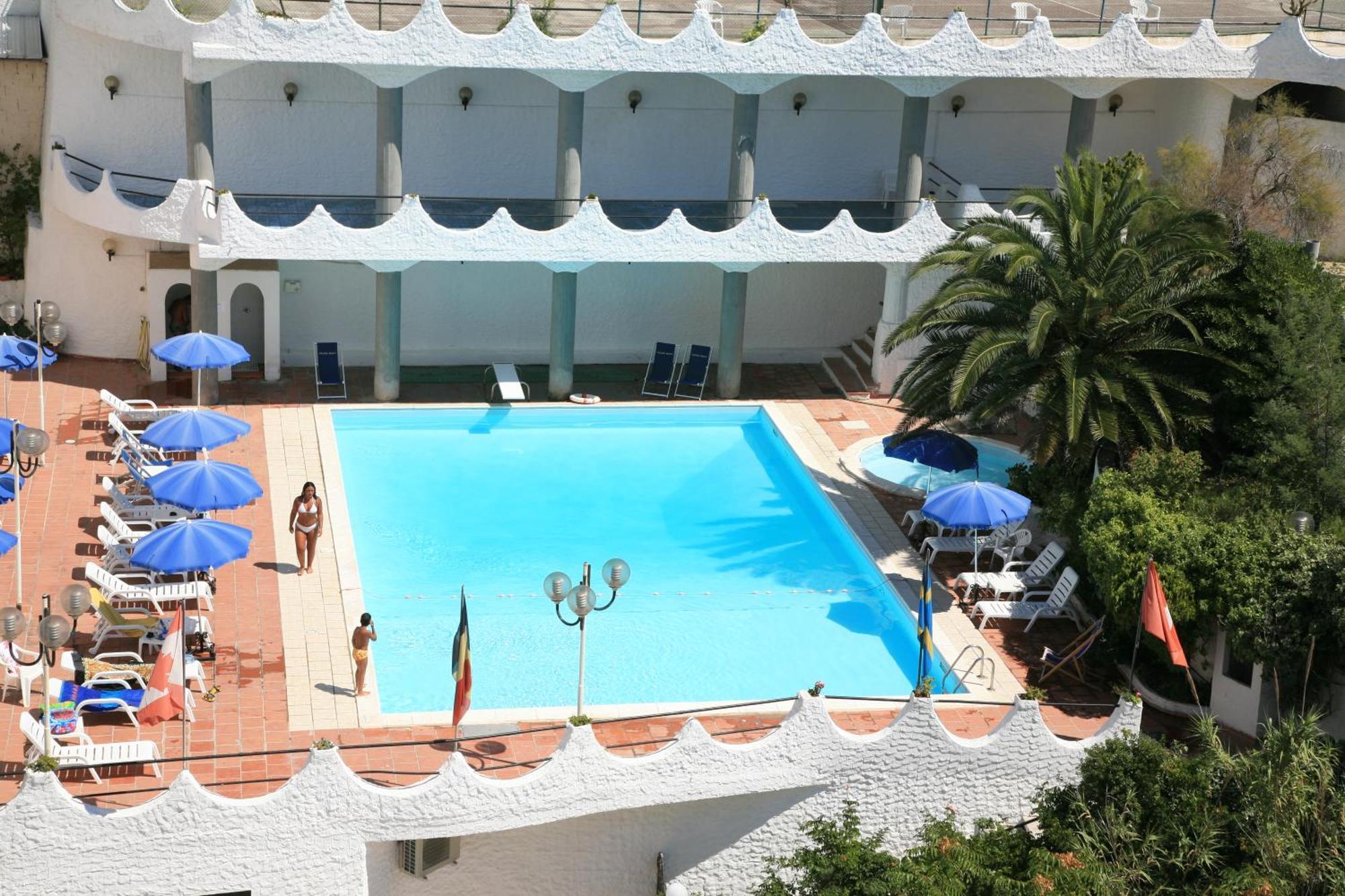 Hotel Falcone Vieste Exterior photo