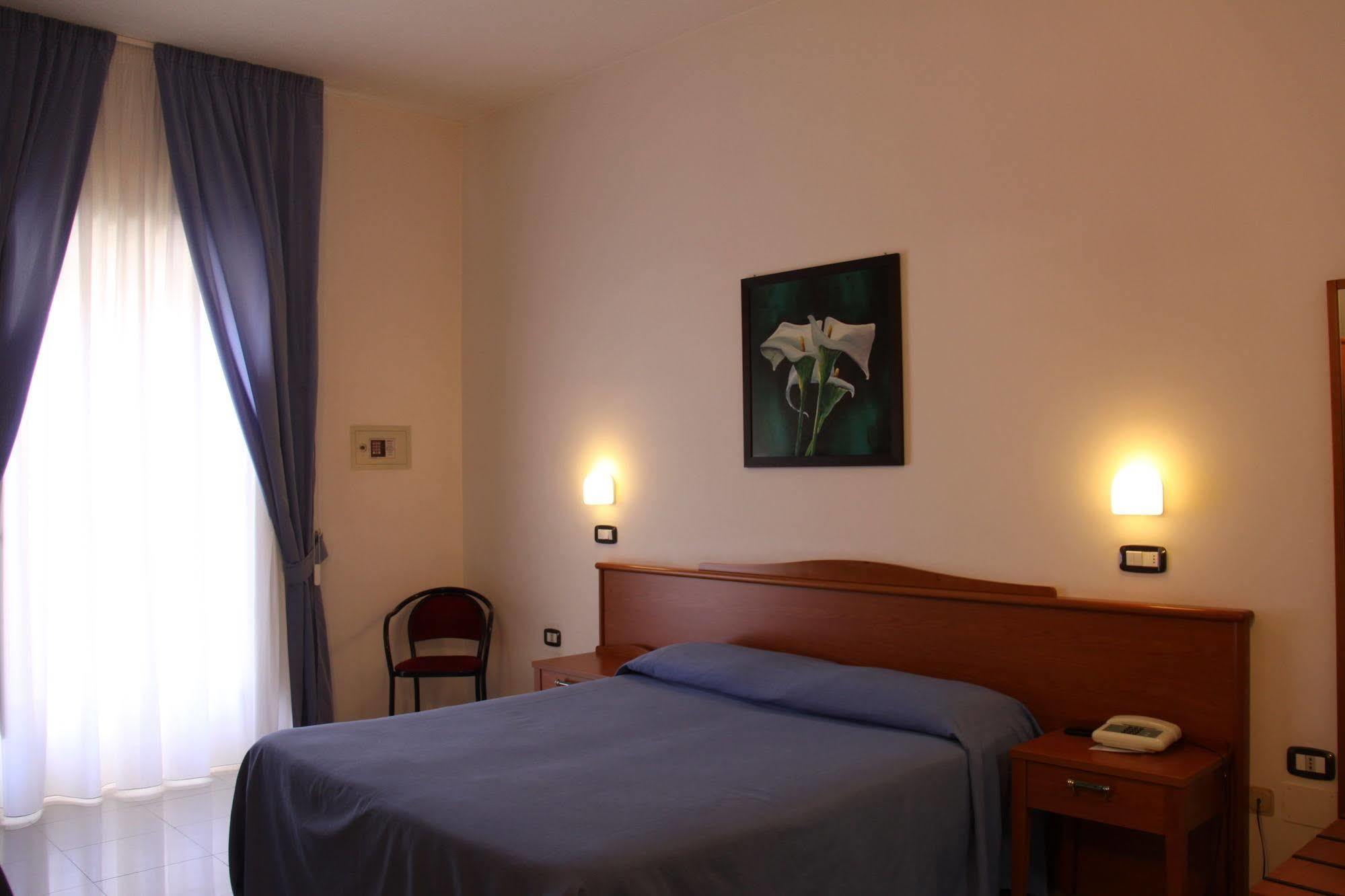 Hotel Falcone Vieste Exterior photo